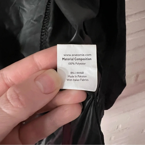 Anatomy x Anatomie Collection Culture Always Wins Black Windbreaker, Size Small - Picture 5 of 10